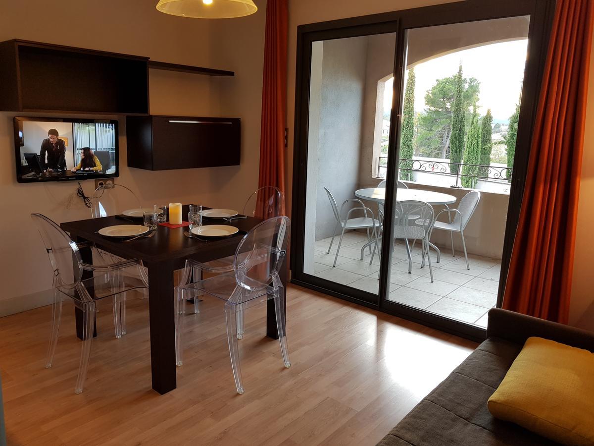 Mas De Valrugues Holifrance Aparthotel Saint-Rémy-de-Provence Екстериор снимка