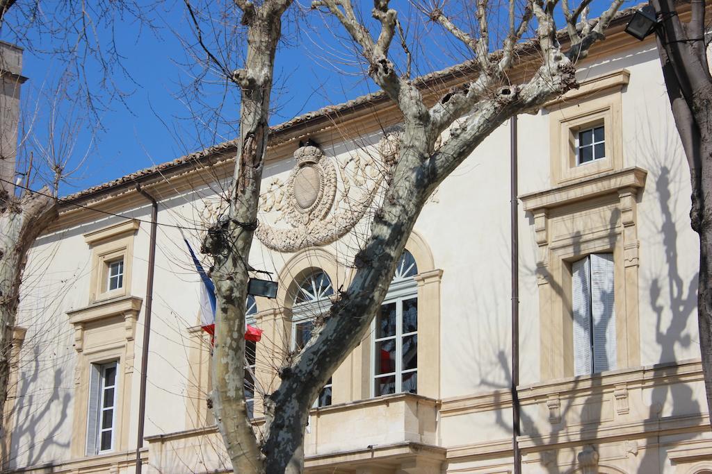 Mas De Valrugues Holifrance Aparthotel Saint-Rémy-de-Provence Екстериор снимка
