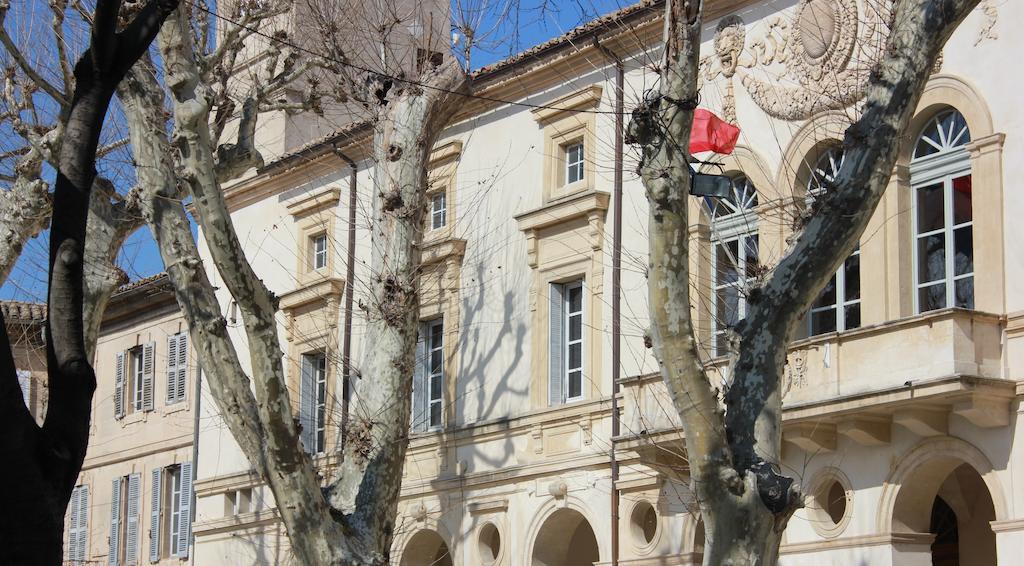 Mas De Valrugues Holifrance Aparthotel Saint-Rémy-de-Provence Екстериор снимка