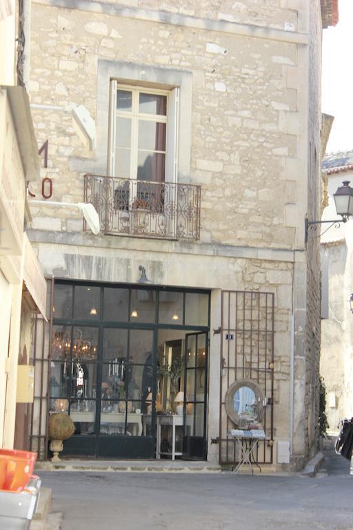 Mas De Valrugues Holifrance Aparthotel Saint-Rémy-de-Provence Екстериор снимка